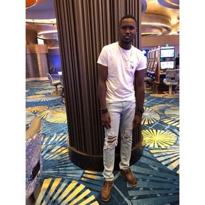 Meet your Posher, Oshane